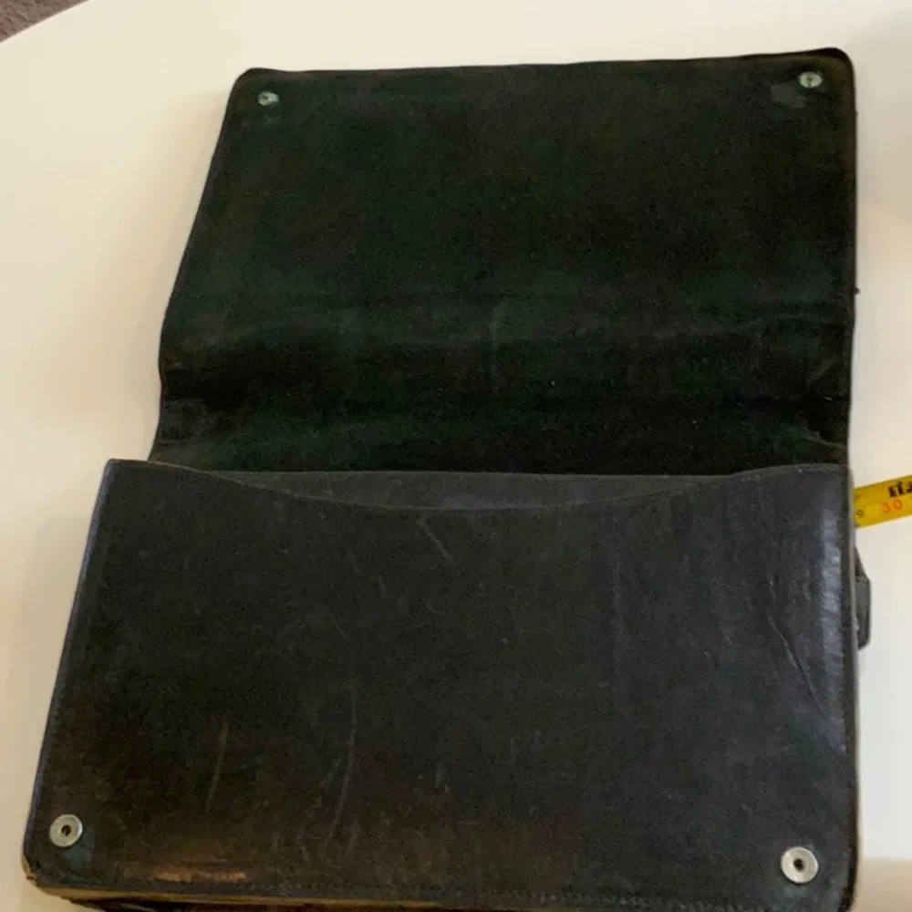 Black Quilted Leather Briefcase - Picture 4 of 5